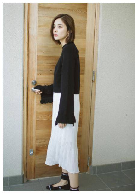 27岁娜扎又用美貌杀人,民国风造型被疯传,真是"人间洋娃娃"_娜莎_设计