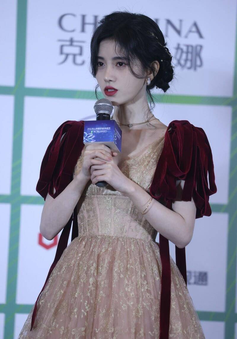 原创八卦鞠婧祎陈晓肖战翟潇闻陈晓迪丽热巴王心凌秦岚林彦俊周深