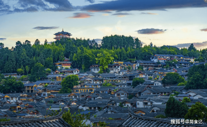 云南人一日三餐吃什么？看完后才知道，娶个少数民族的女孩真幸福