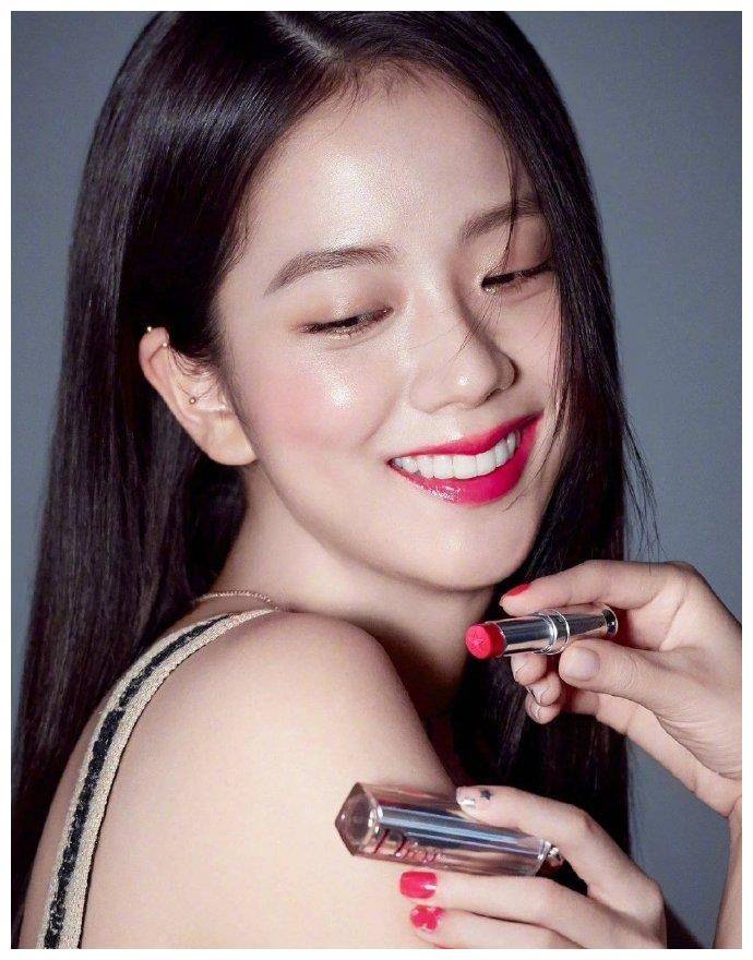 一个颜值超高,一个气场超强_口红_全智贤_颜色