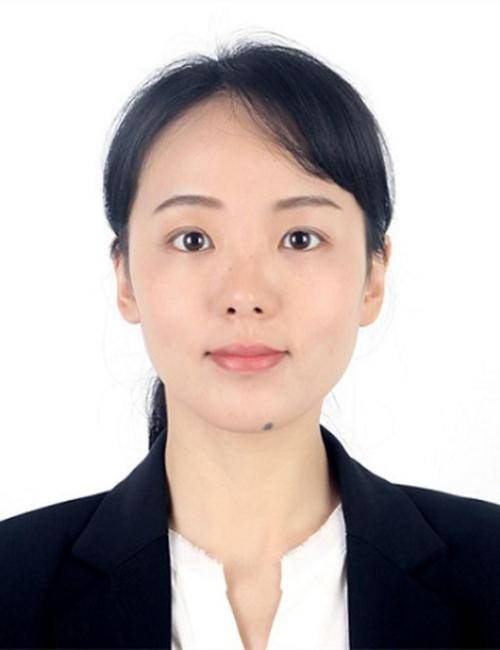 原创             26岁女博士低调毕业，在湖南大学任职副教授，颜值与实力并存