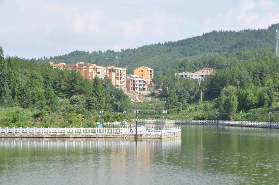 区县解读寻景万州探访恒合土家小镇