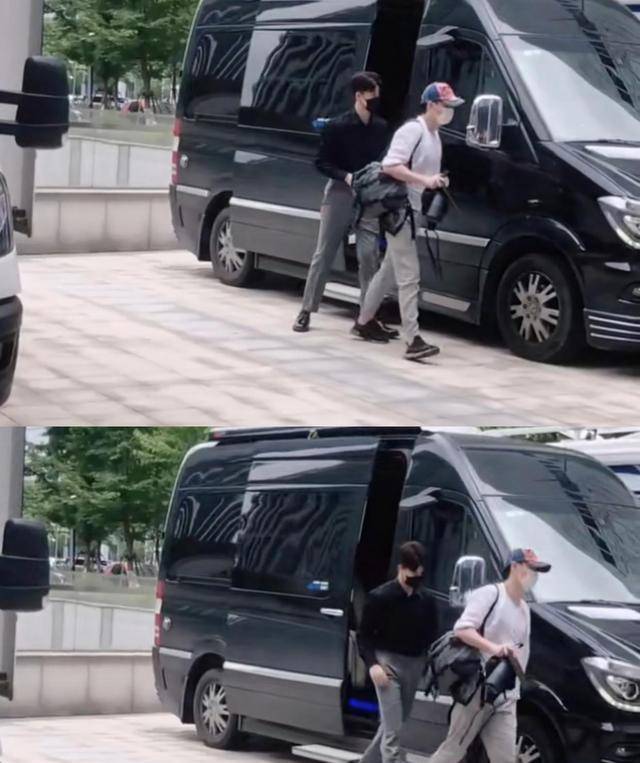 任嘉伦商务车辆车牌曝光寓意很简单生日加本名