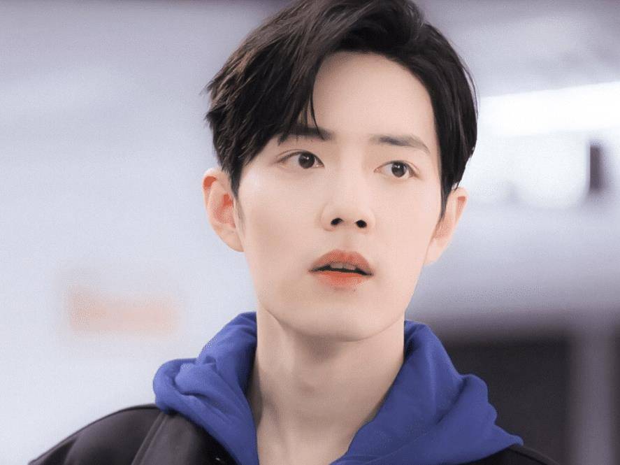 原创肖战化妆怼脸拍曝光29岁素颜皮肤毫无瑕疵真实颜值让人看呆