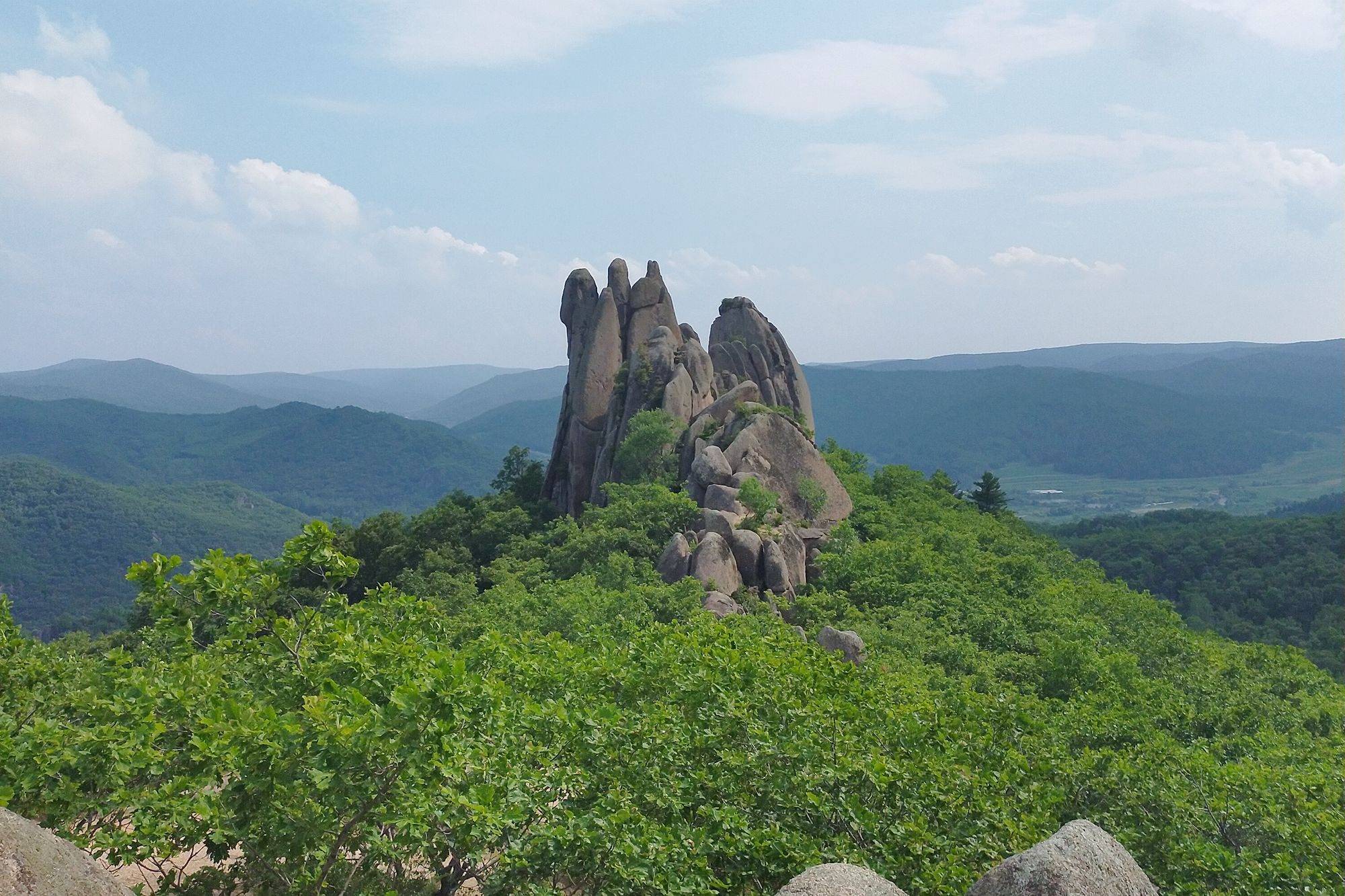 牡丹江三道关国家森林公园,风景秀美,还隐藏着"小黄山"的风光