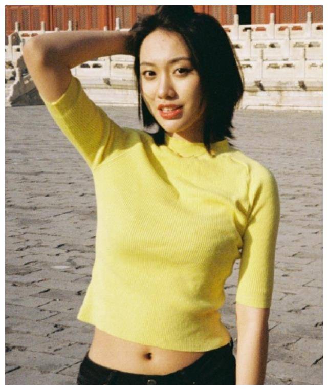 从土妞逆袭成女神,母女26岁年龄差却如姐妹_邹元清_样子_服装