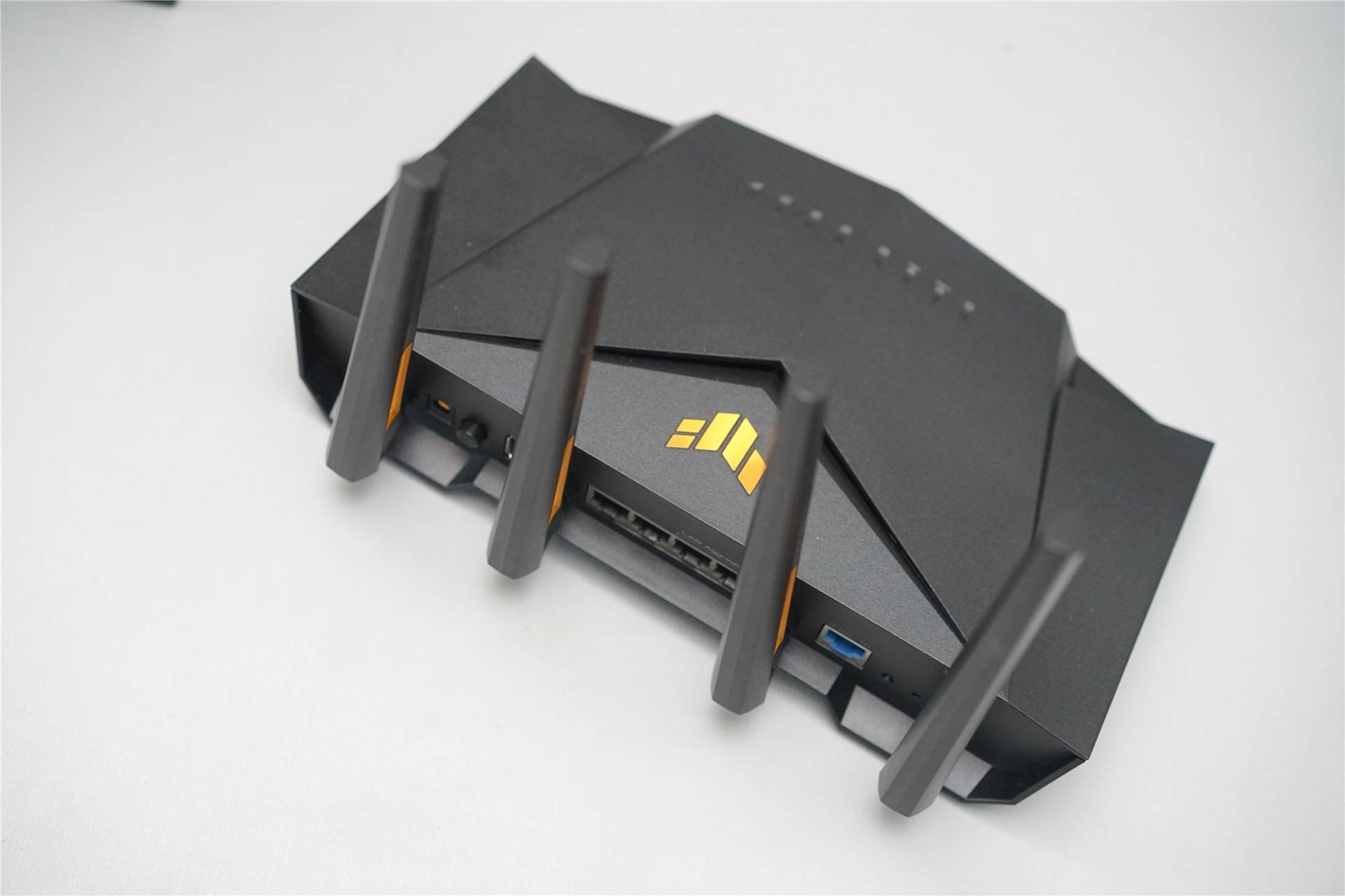 5g wan加持的华硕tuf gaming ax3000 v2电竞路由器体验_产品_aimesh