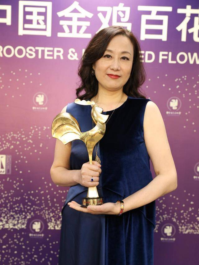 《小舍得》中的"绿茶",赢过刘晓庆成影后,又嫁世界冠军_吴玉芳_蔡菊英