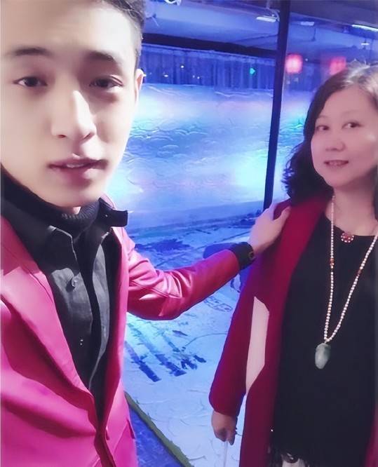 德云社秦霄贤在线分享,自己认为浪漫的事,老秦真是"直男"