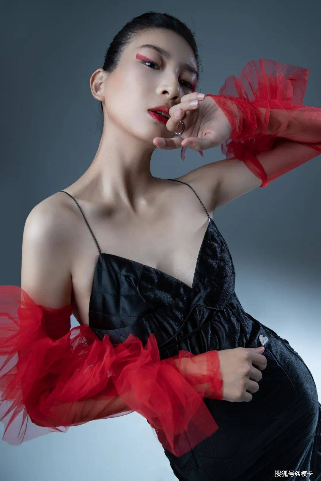 小蒋22岁身高175cm风格百变气质独特