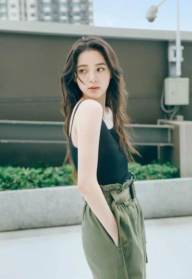 欧阳娜娜夏季同款身体乳的简单介绍 欧阳娜娜夏季同款身体乳的简单介绍