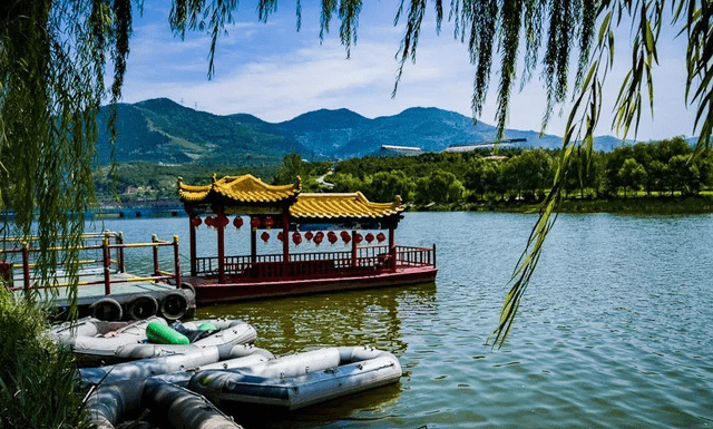 山东一景区将面临摘牌，虽说风景优美，但物价颇高，引来游客吐槽