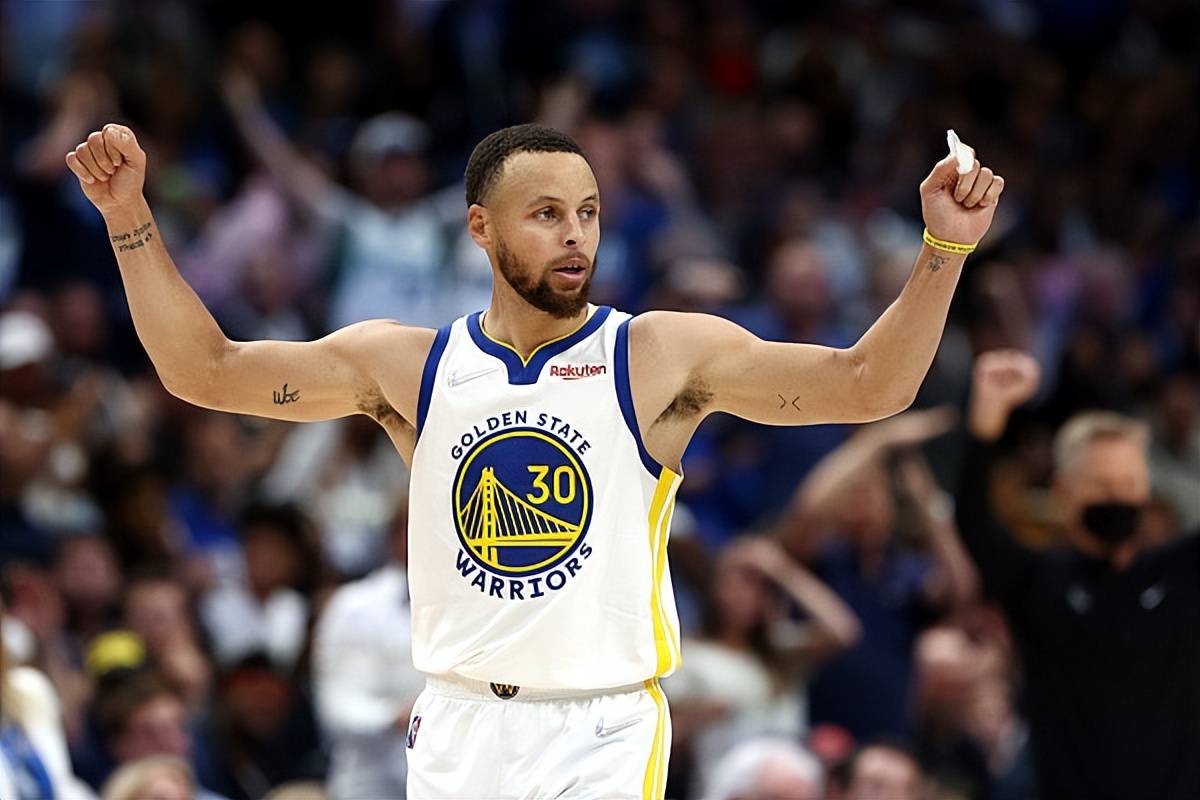 原创快了库里去年这句话即将载入史册言出必行他又添传奇性