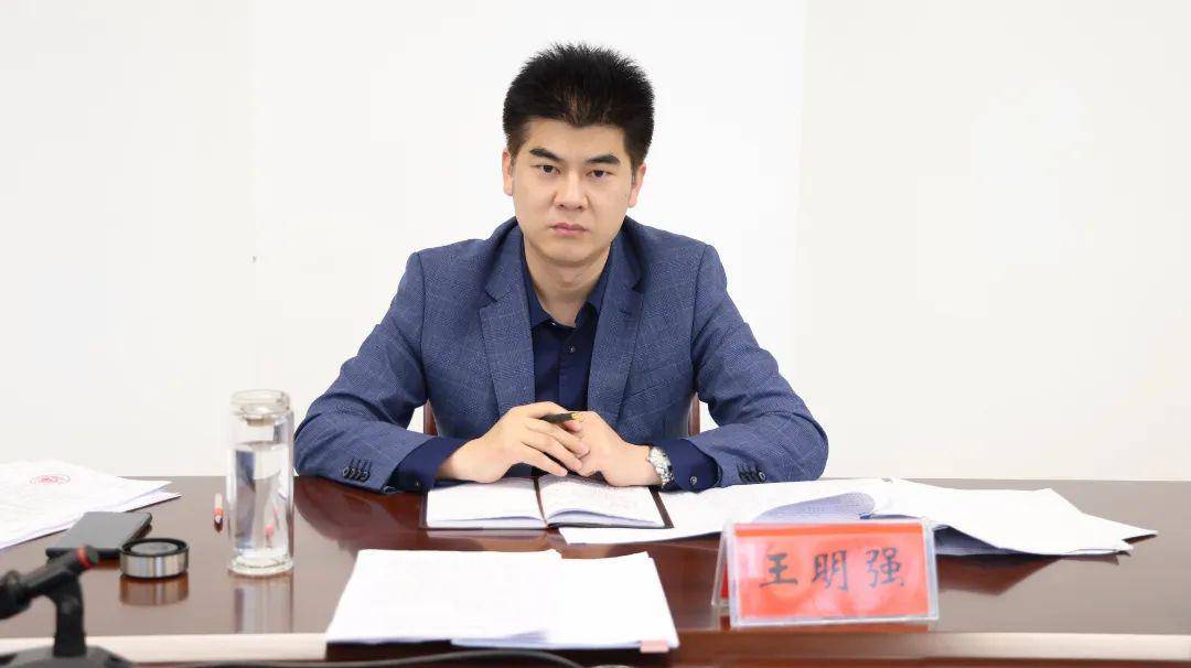 信阳法院5月工作例会召开,全力推动优化营商环境工作提速_指标_王明强