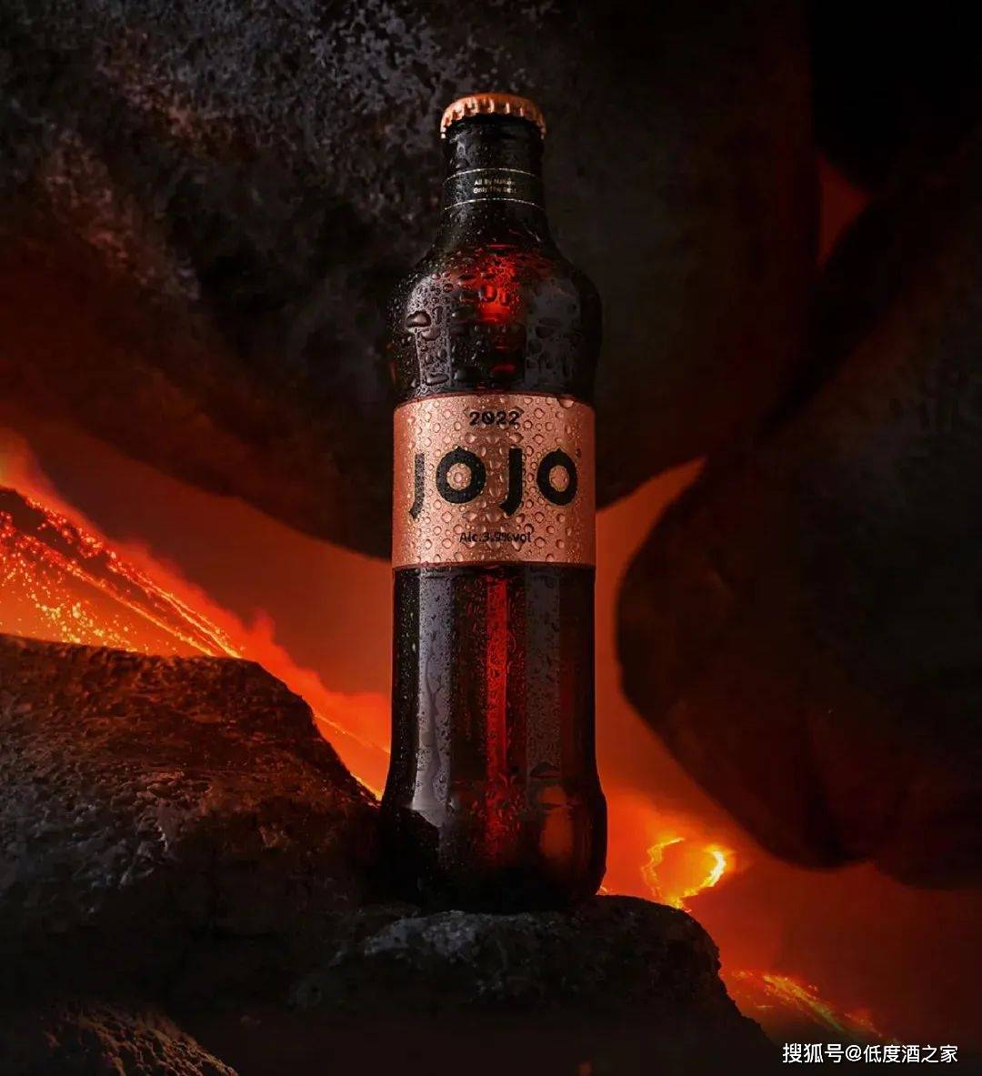 jojo上新火山血橙气泡酒据介绍该气泡酒采用高压混合技术带来三倍