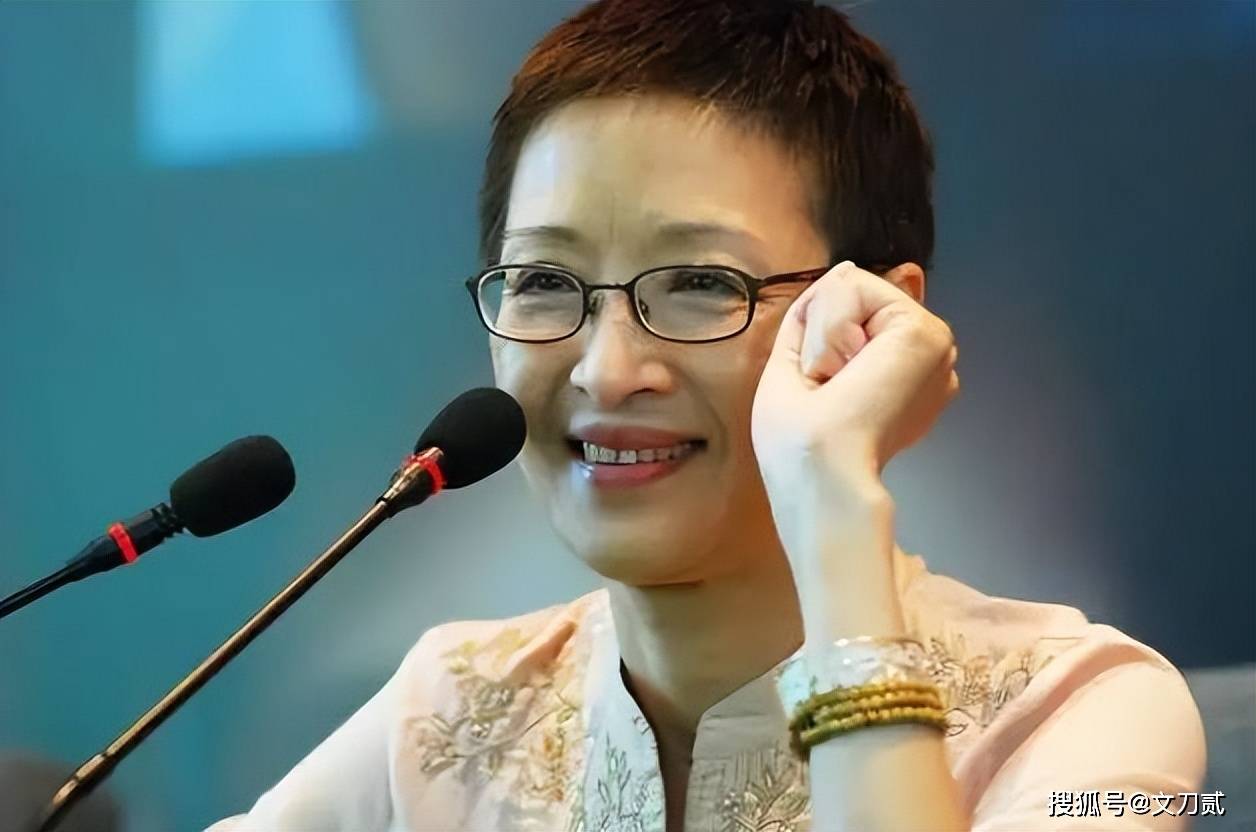 原创40年后再看胡茵梦和李敖的婚姻才明白嫁给他有多不值