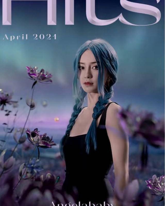 眼神犀利表情严肃,在暗蓝色背景衬托之下,angelababy完美塑造出一个