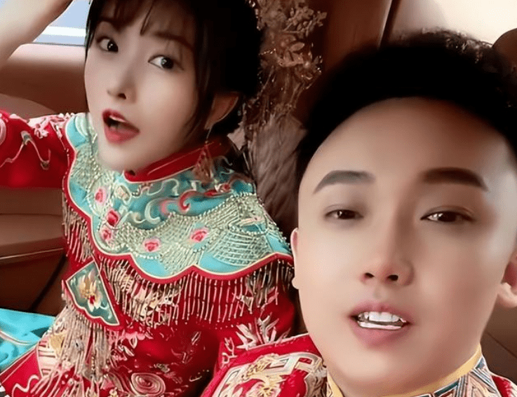 原创网红四川可乐喜得千金前女友却直播爆料我也怀了他的孩子