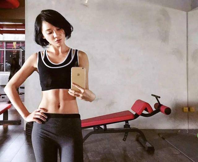 12期瘦身节目收官,杨紫体重没多大变化,但有一点对吃货诱惑很大_健身