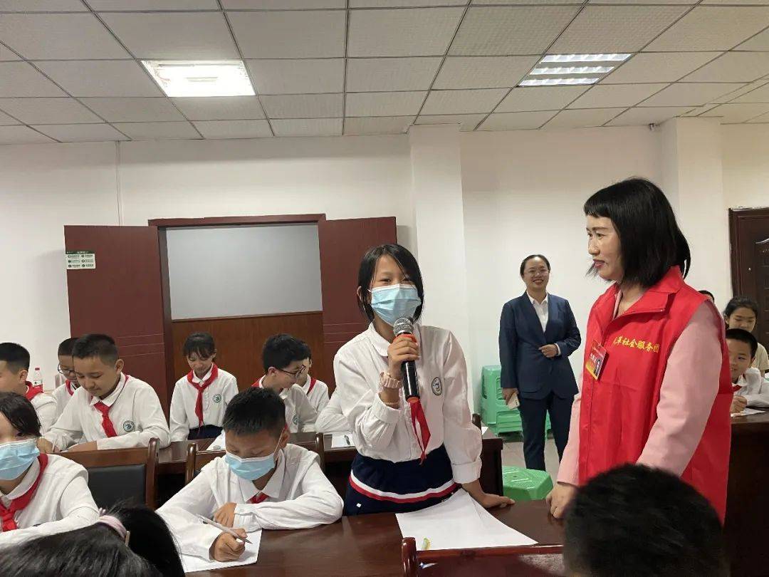 民革永川区委会开展 "同心永伴——中山博爱讲堂进校园"活动_小学