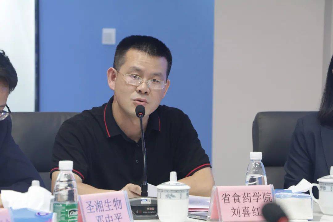 可孚医疗科技股份有限公司董事长张敏,圣湘生物科技股份有限公司副总