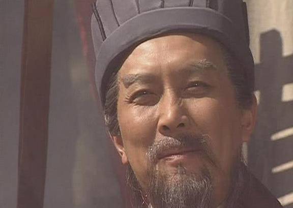 诸葛亮出 一损招 让司马懿一辈子抬不起头 今成千古名言 木像 孔明 蜀军