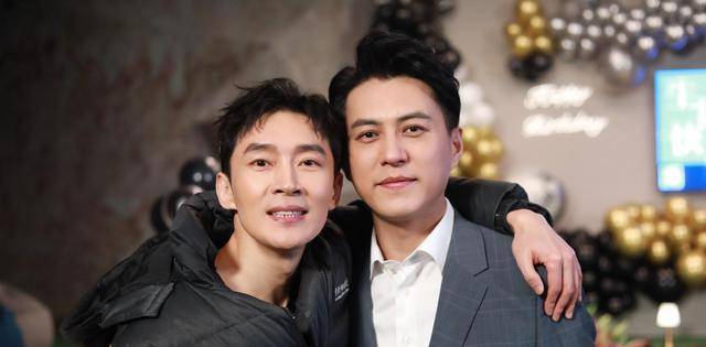 原创靳东新剧定档职场剧林深见鹿将播搭档李小冉cp感十足