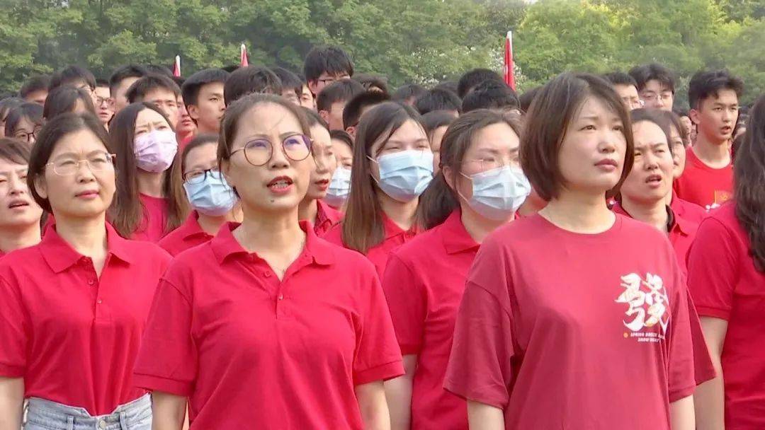 天印高级中学校服图片图片