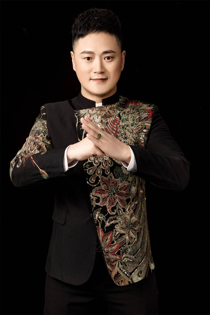 影视歌全能艺人大勇用大爱演绎精彩艺术人生