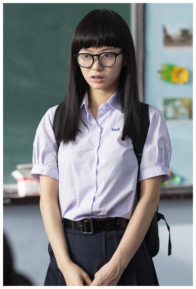 她是"唐人"中最刚的反派,可戏外却穿甜美糖果裙,我服了这反差_陈雨