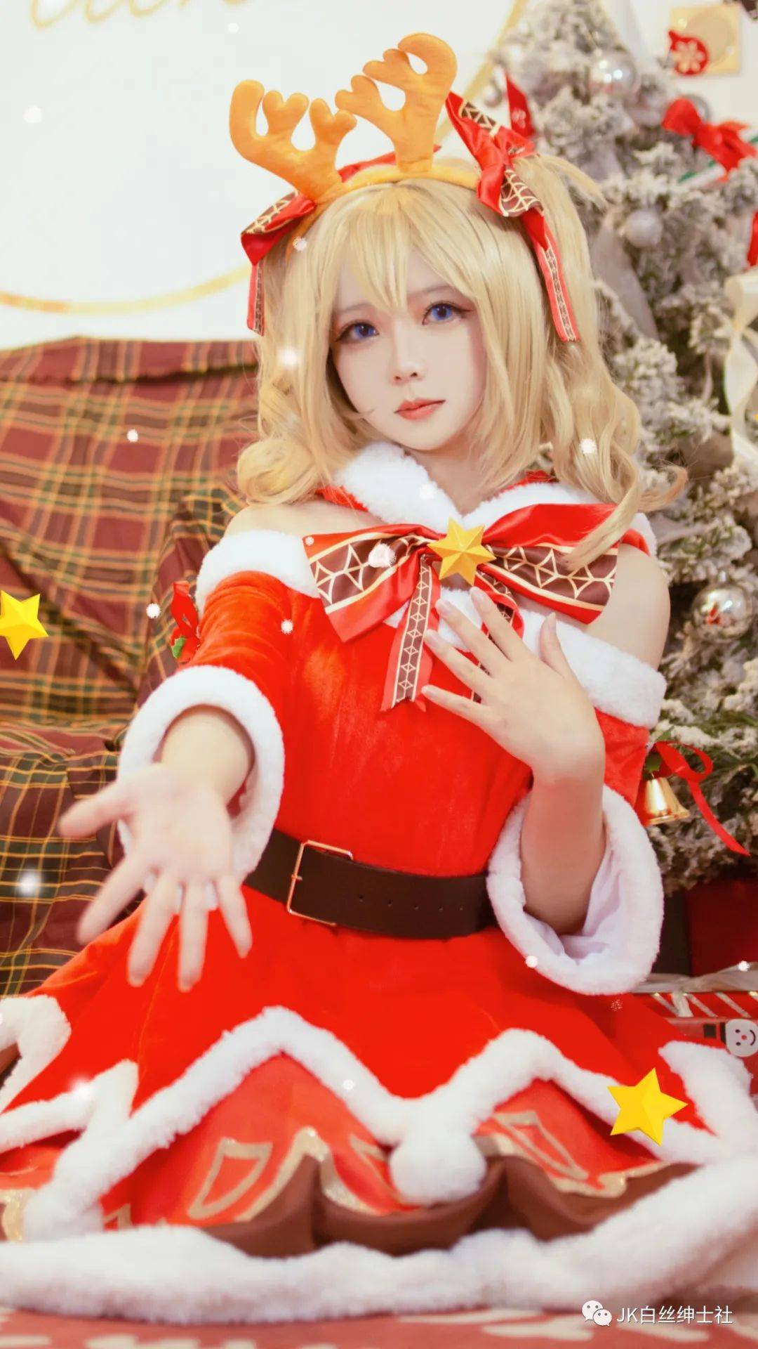 cos原神芭芭拉圣诞cos正片小怪兽