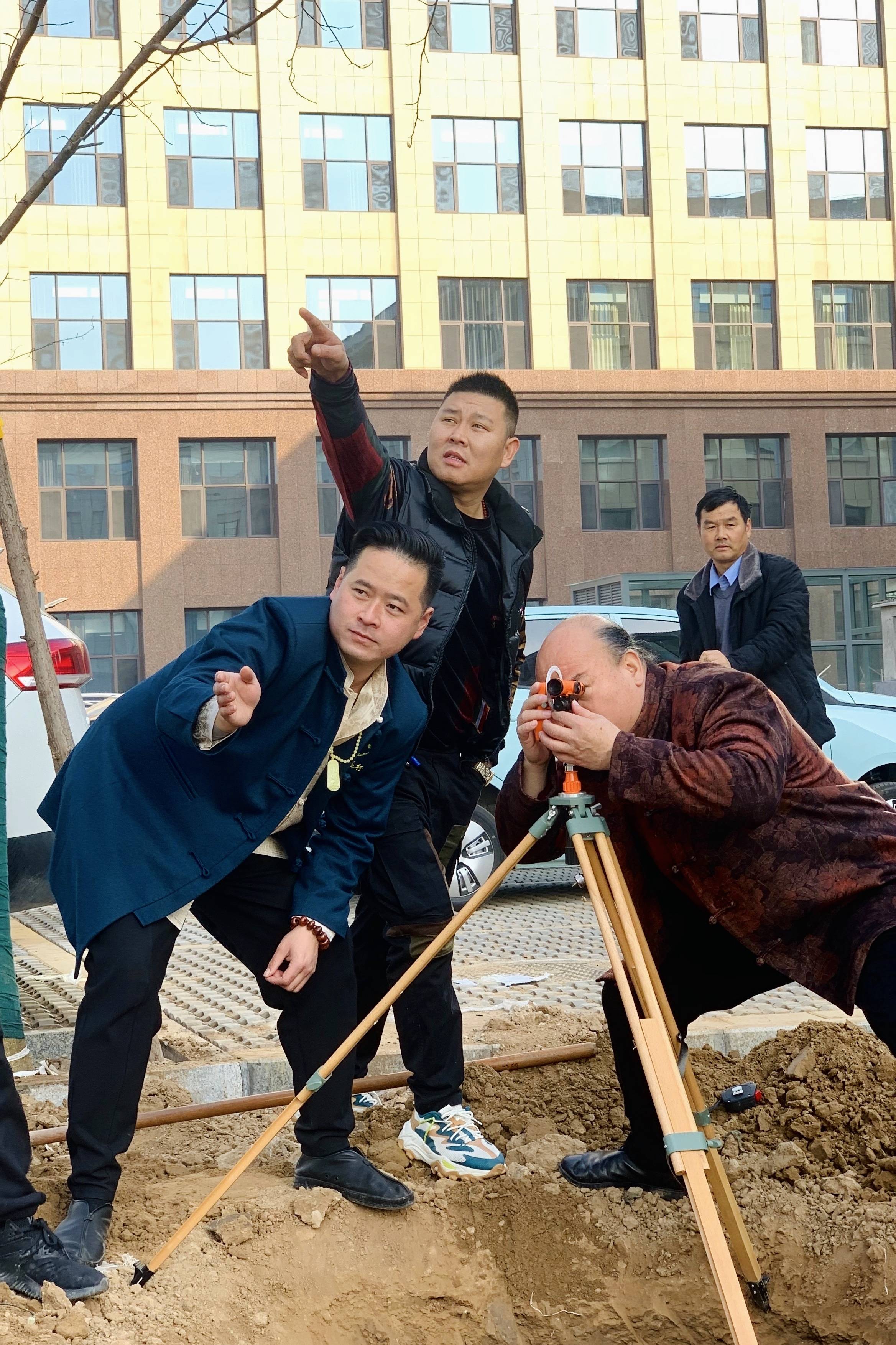 少数人却在布局风水?富看风水穷算命【极谦·郭千伟】_环境_什么_五行