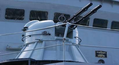 退役的黄水战列舰0372型猎潜艇