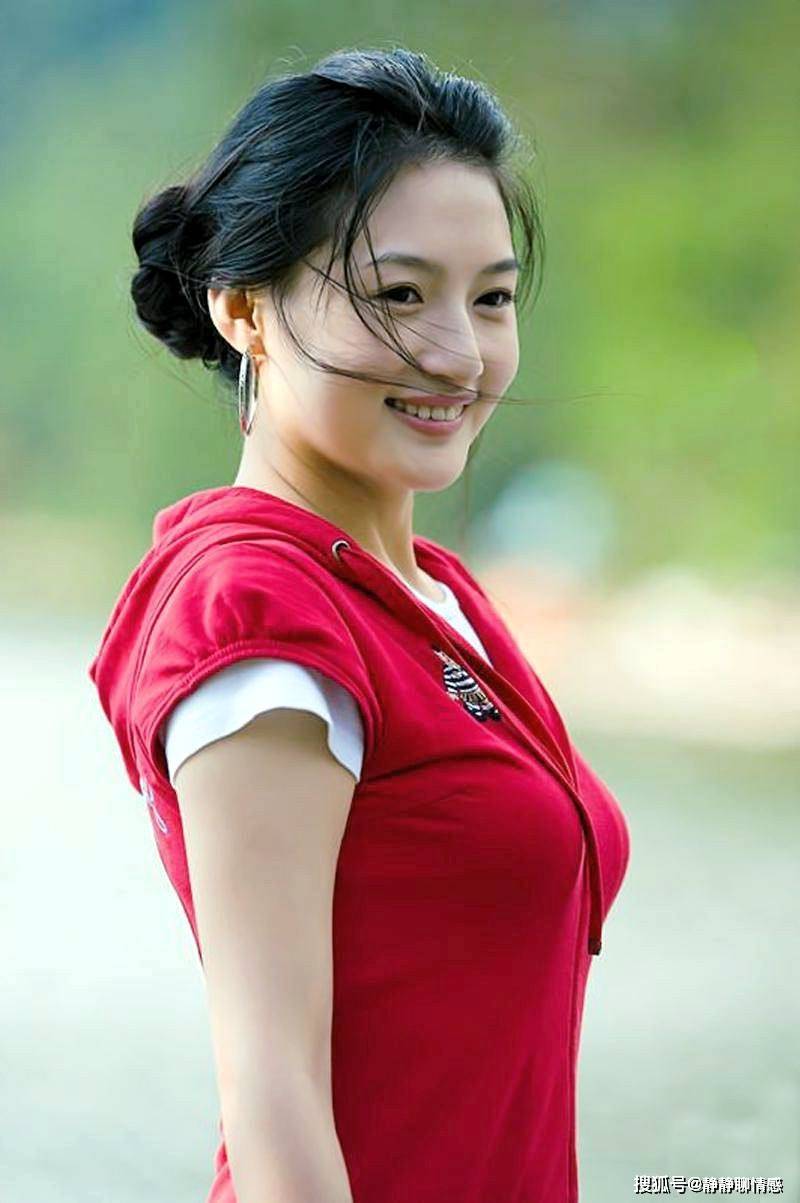 不给就打,还威胁两人不能把这件事情告诉大海,要不然就大海跟豆豆离婚