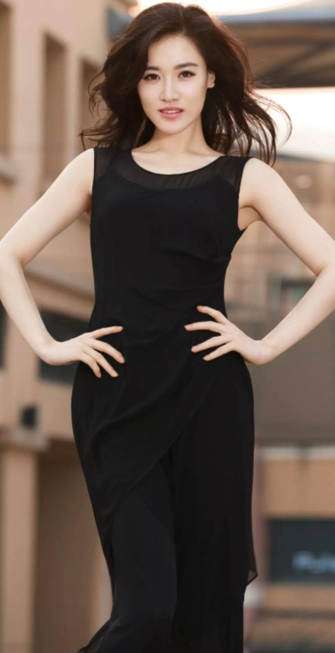 邢宇菲居然这么美,难怪老戏骨侯勇也曾看上她 - 邢宇菲个人资料