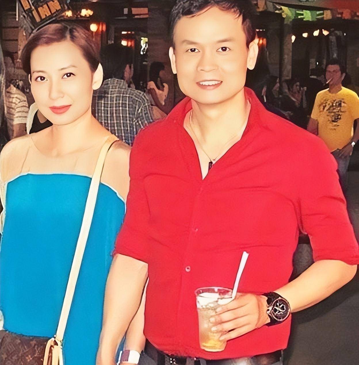 最穷港姐邝美云:拒当赌王姨太和豪门少奶奶,一路逆袭变富豪_郑家成