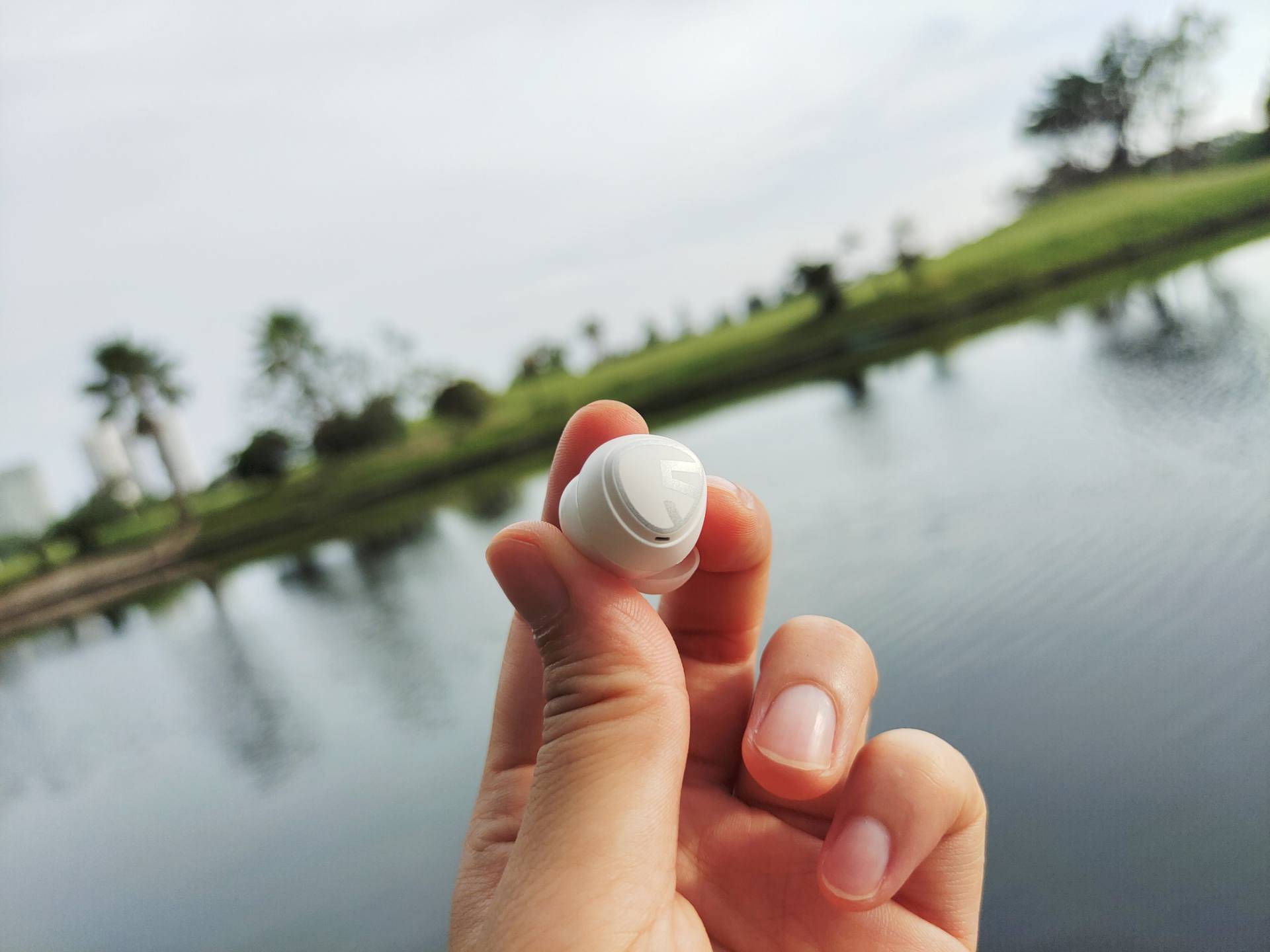 泥炭mini Pro耳机,最爱降噪功能,路途有音乐且安全