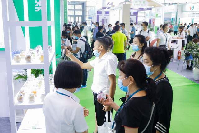 植物提取物(植物活性成分)在化妆产品中的应用性