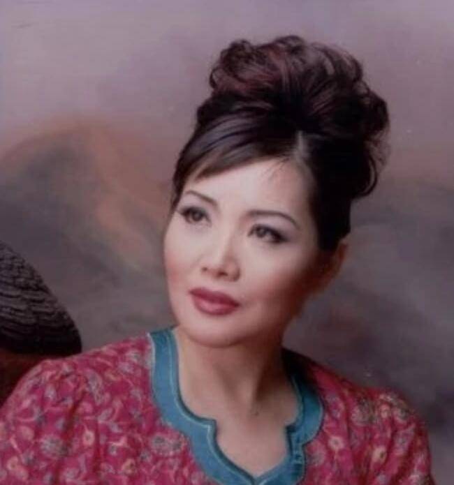 却依旧思念着那个单卡录音机的时代,那个叫龙飘飘的歌手,曾凭借她独特