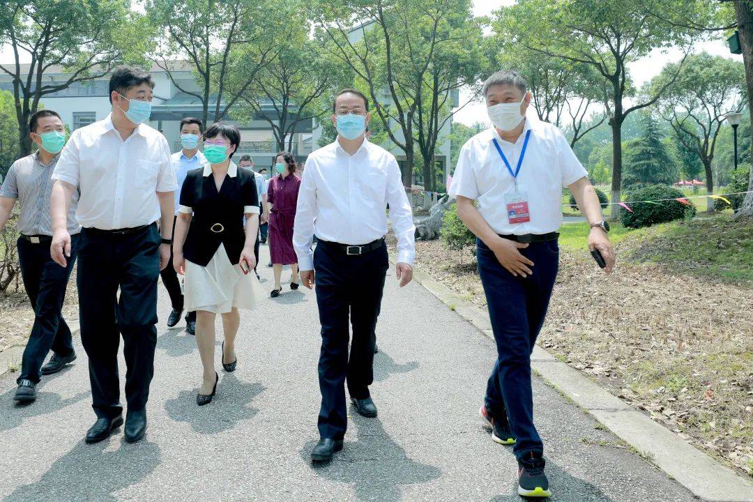 巡视检查吴中区高考考点准备工作江苏省外国语学校率队赴江苏省木渎
