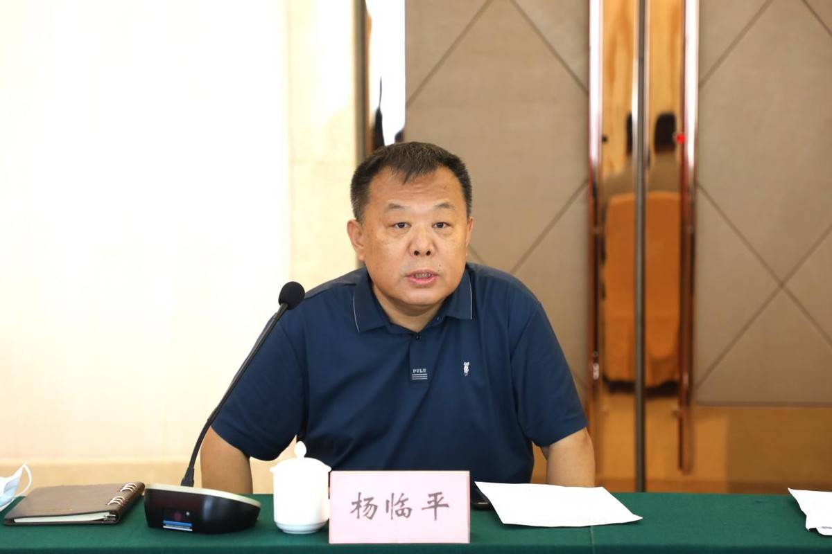 副市长李文杰市长常永峰市委书记马志强6月7日下午,原平市委,市政府与