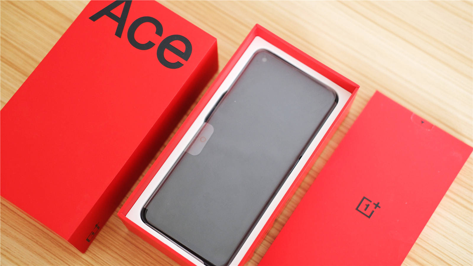 两千元真香机：一加Ace竞速版表现均衡！