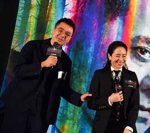 原创林嘉欣42岁生日礼物堆积如山近照变胖不少素颜曝光真实状态