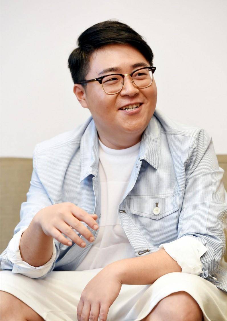 原创郝劭文千万身家葬送在父母手中从不怨天尤人复出再爆红