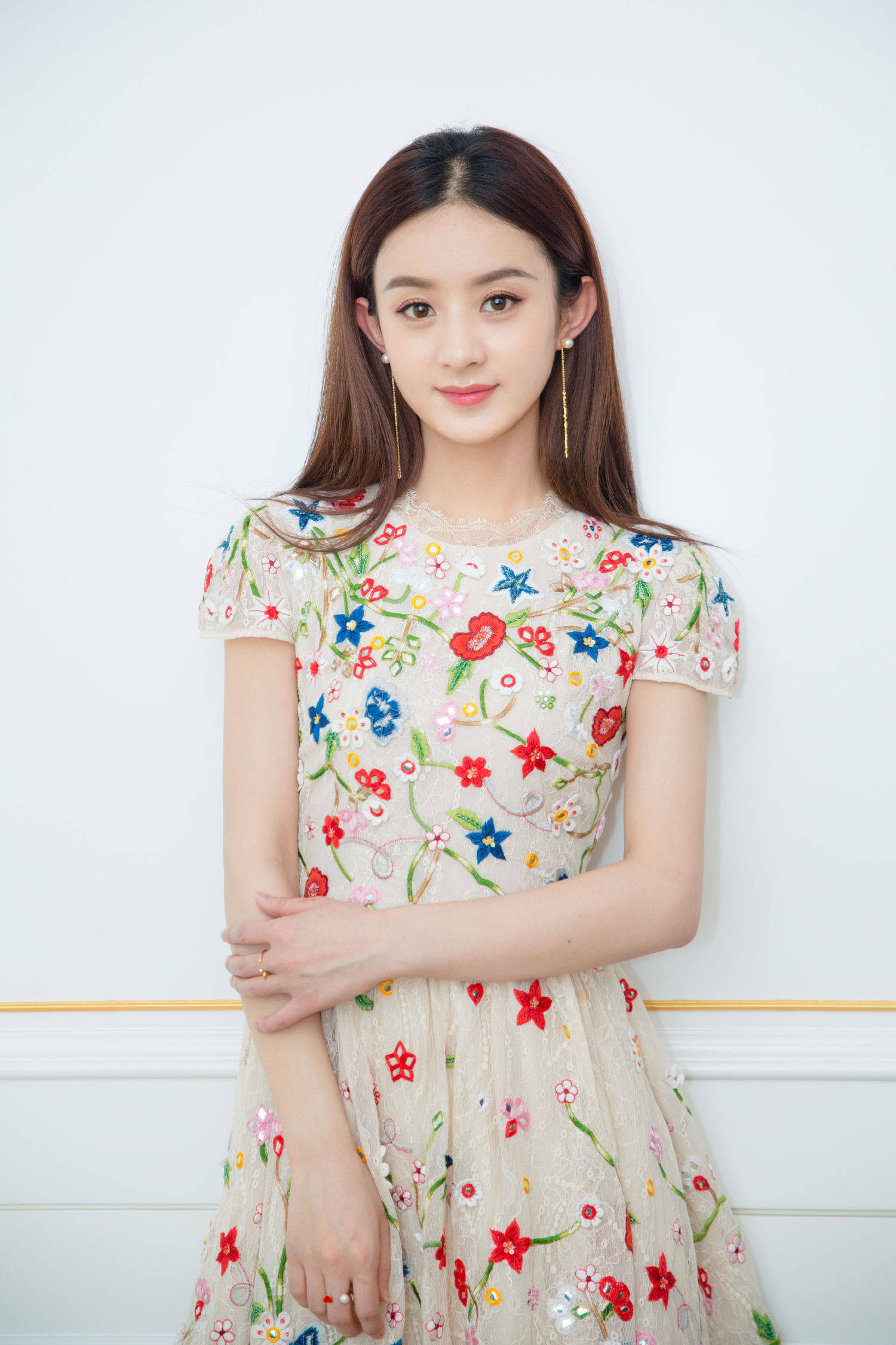 冯提莫打官司,赵丽颖angelbaby直接放大招_赔偿_账号_的武器