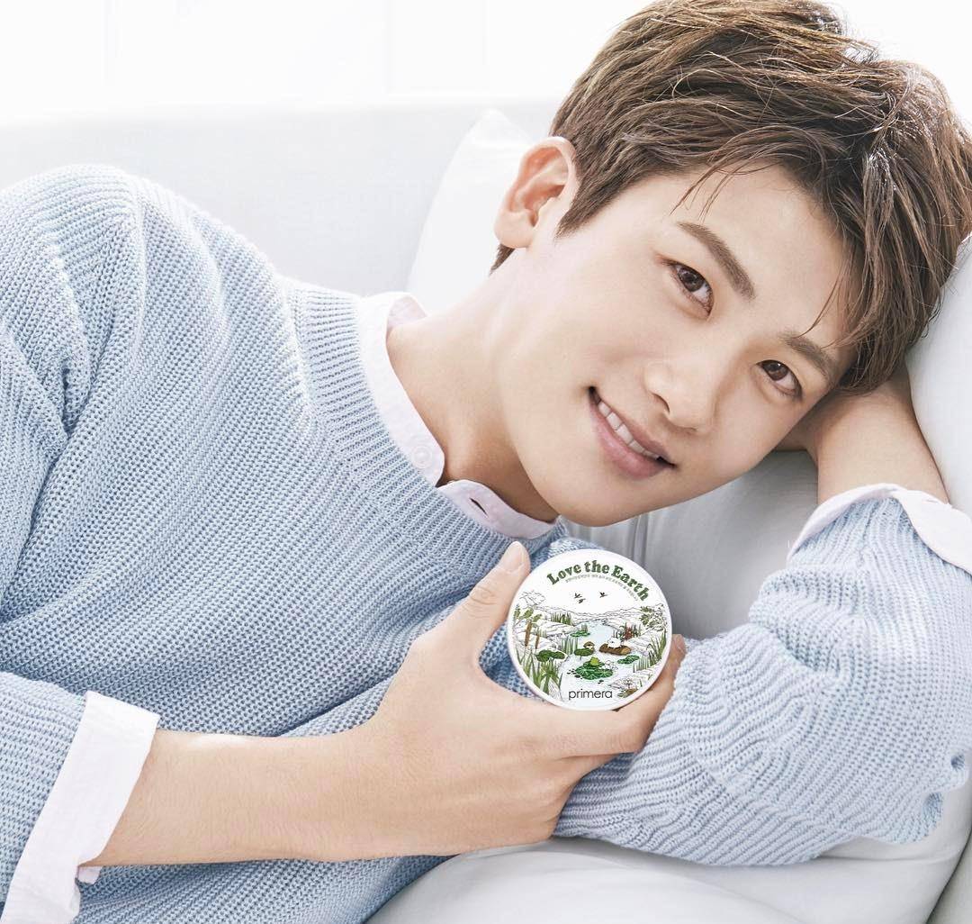 8位笑容超有感染力的韩国演员:金旻奎酒窝太迷人,李源根招牌「笑眼」