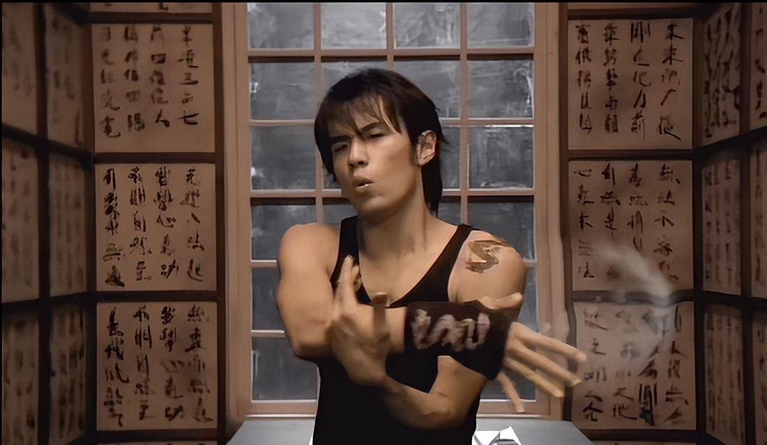 原创周杰伦的寻找周杰伦到底讲了什么故事你还记得你的初恋吗