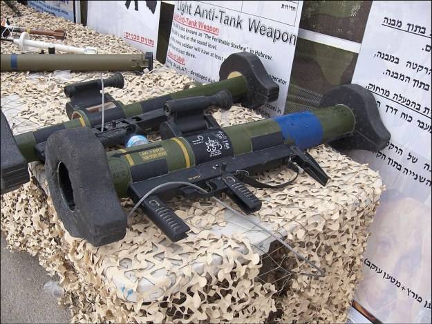 原创单发便携式反坦克武器新加坡斗牛士火箭筒