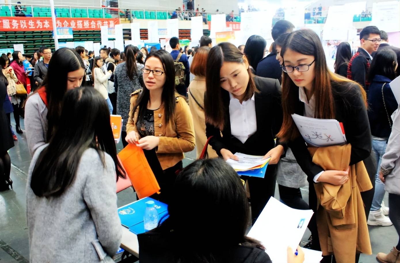 上海储备人才招聘信息公开东北985全军覆没部分海归也被淘汰BOB全站(图9)
