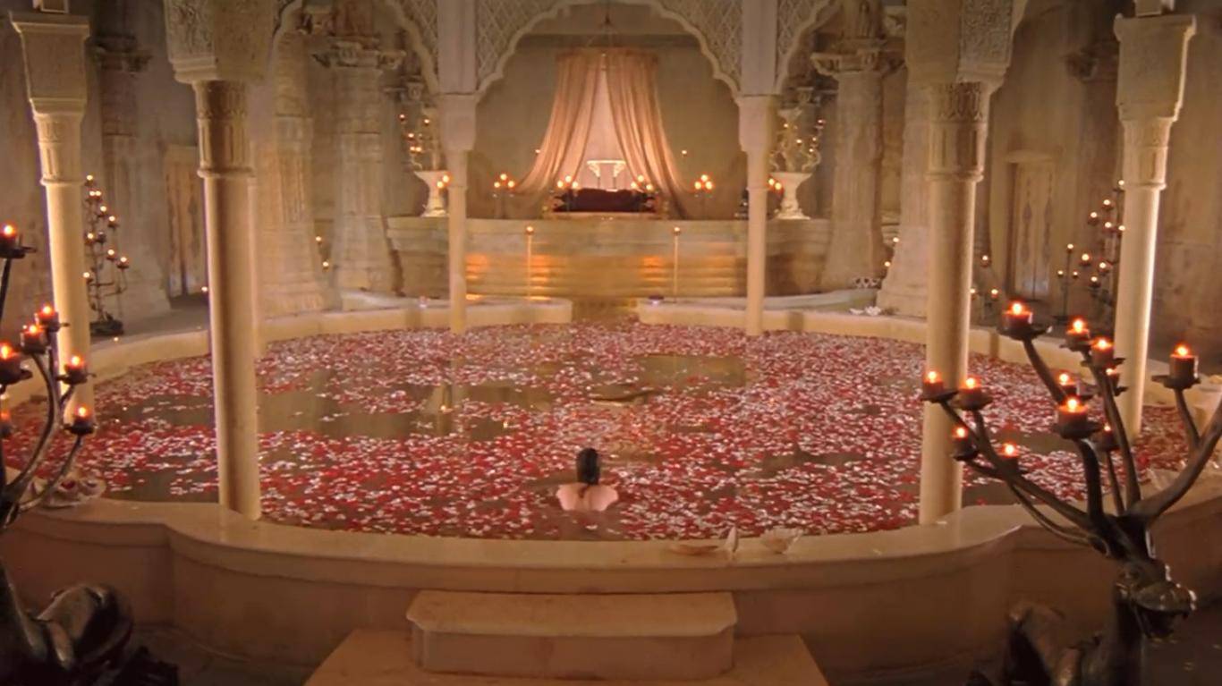 邵小珊:16年前因《夜宴》替身"闹翻天",如今的状况令人心酸_冯小刚